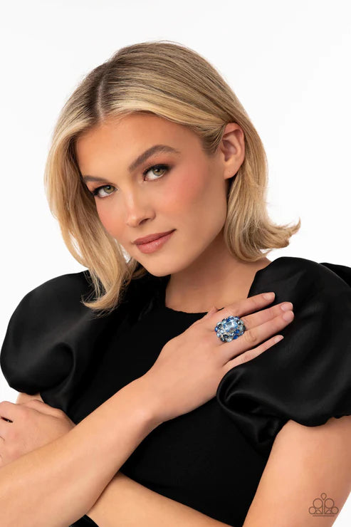 Paparazzi Perfectly Park Avenue Blue Ring - Life Of The Party May 2023 - P4RE-BLXX-205XX