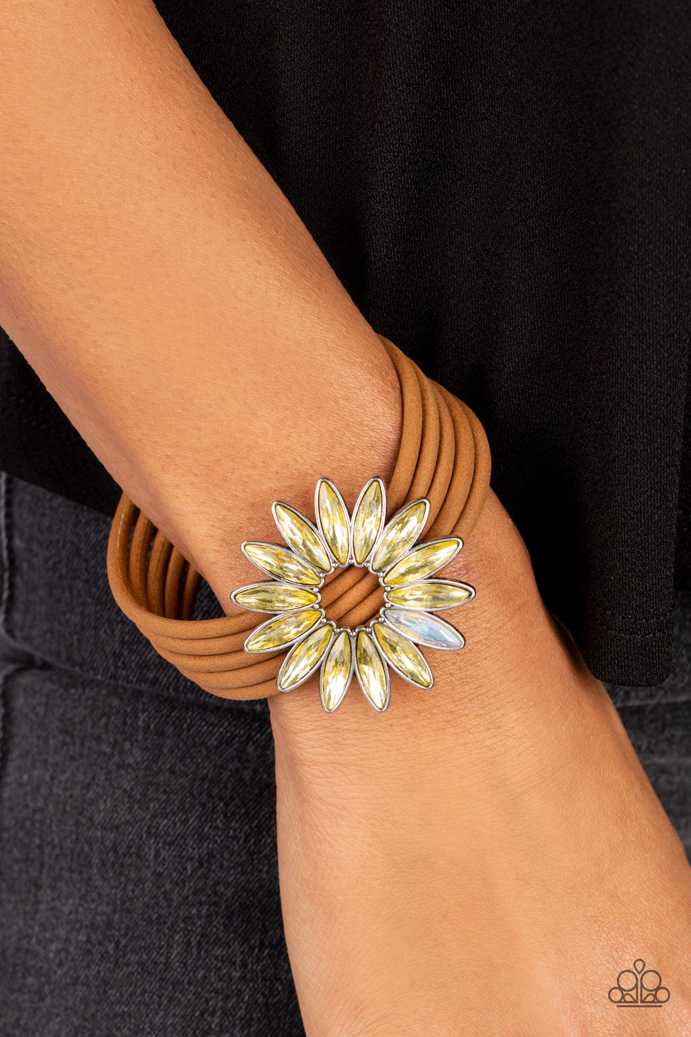 Paparazzi Astral Adventure Yellow Magnet Bracelet - P9UR-YWXX-097XX