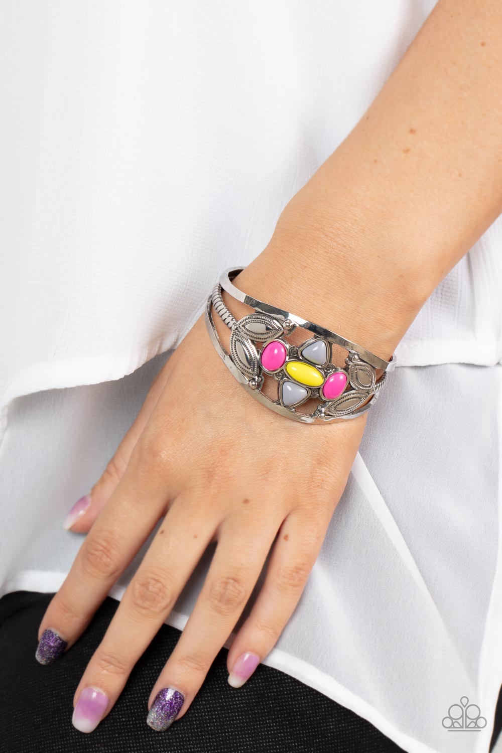 Paparazzi Caribbean Cabana Multi Cuff Bracelet - P9WH-MTXX-125XX