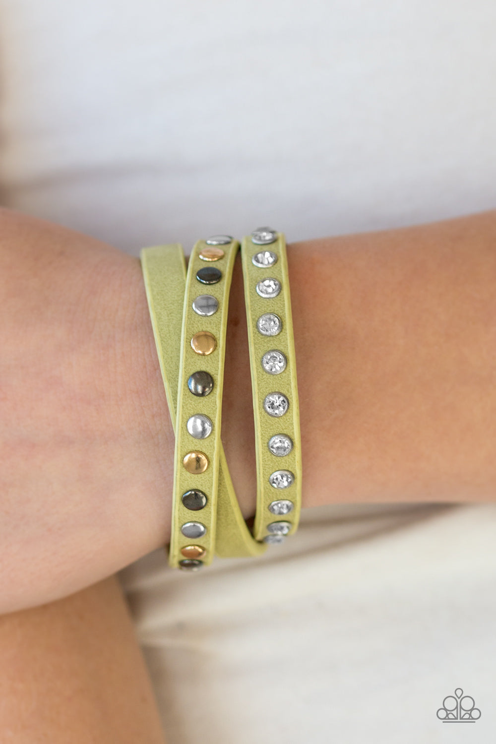 Paparazzi Catwalk Casual Green Triple Wrap Snap Bracelet