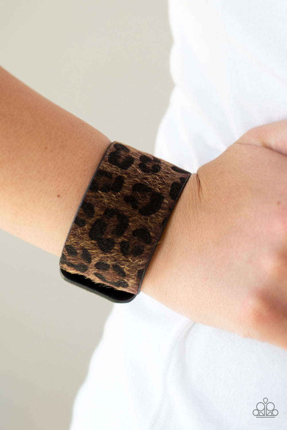 Paparazzi Cheetah Cabana Brown Single Wrap Snap Bracelet - P9UR-BNXX-456XX