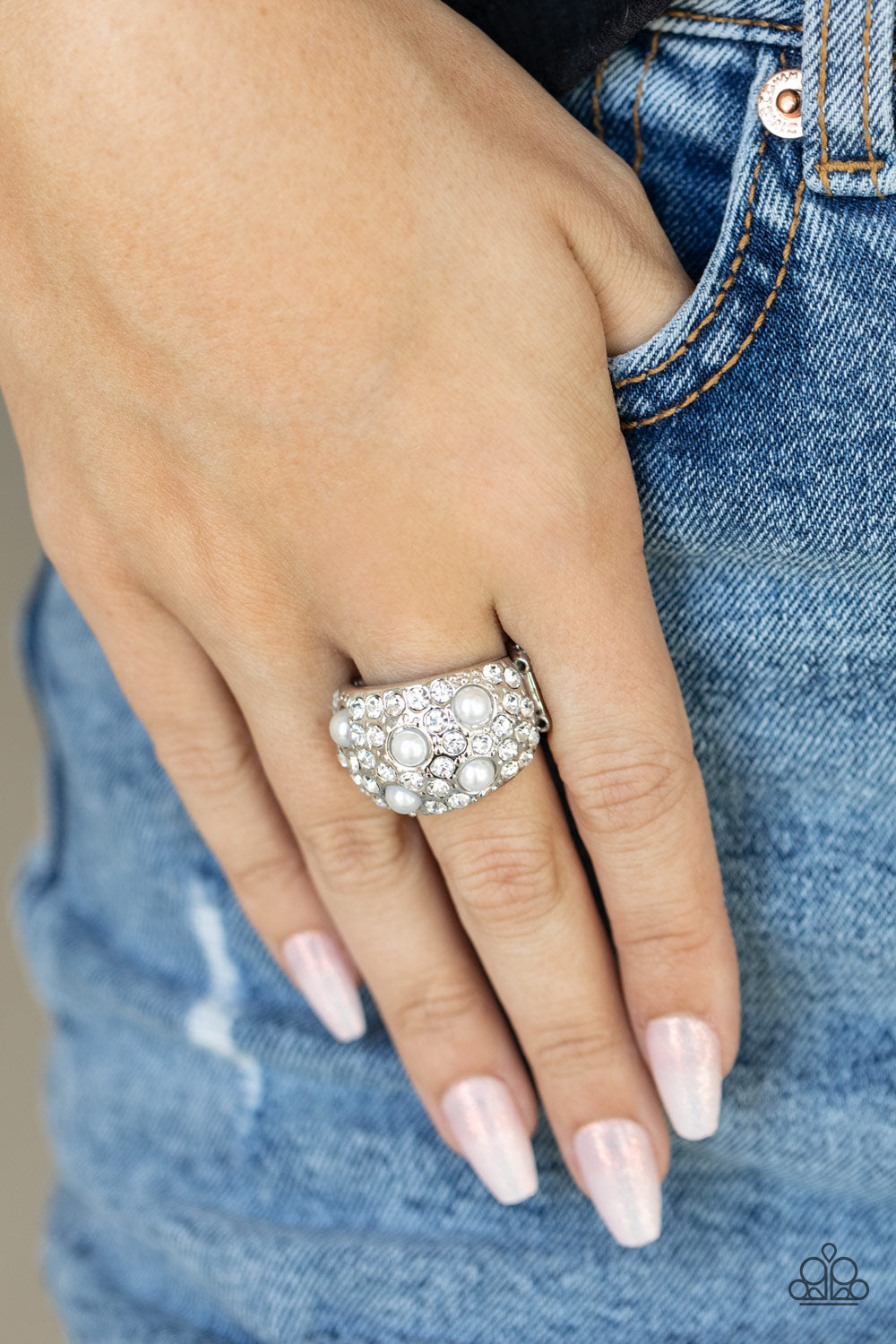 Paparazzi Gatsbys Girl White Ring - Convention Release 2021