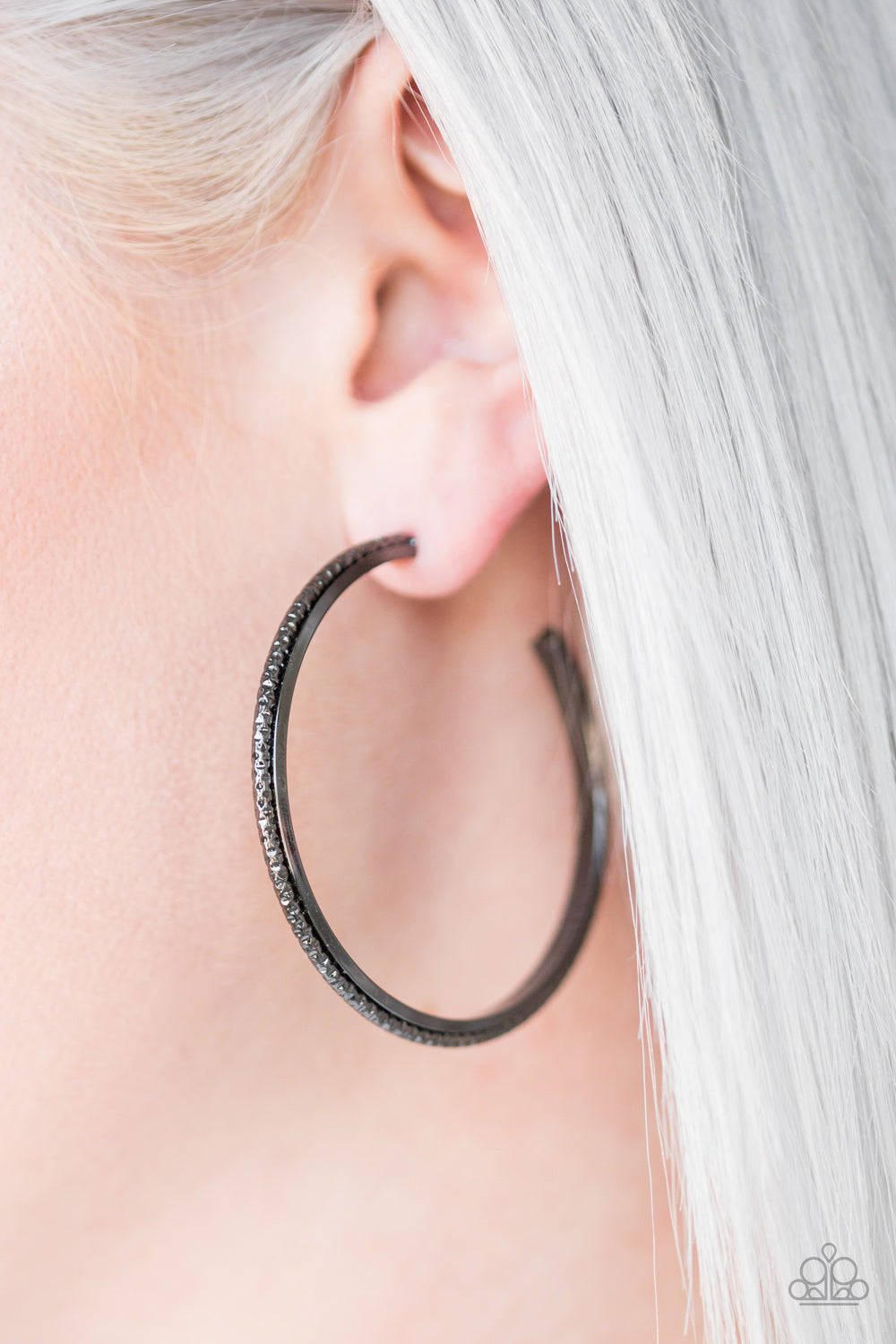 Paparazzi Girl Gang Black Post Hoop Earrings - P5HO-BKXX-106XX