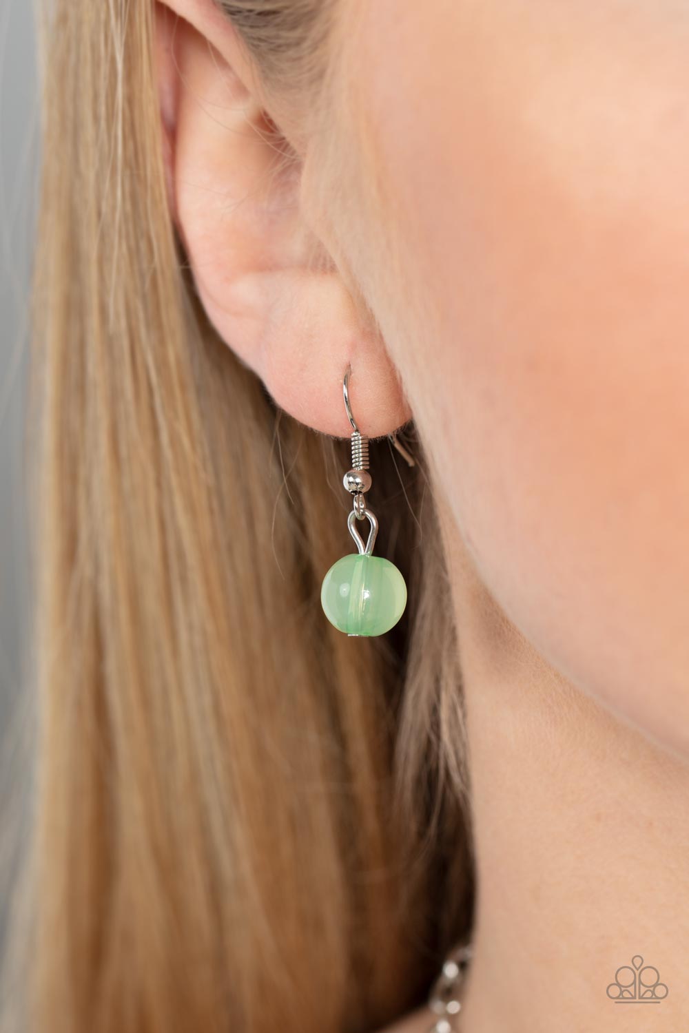 Paparazzi Glimmering Groves Green Short Necklace - P2ST-GRXX-110XX
