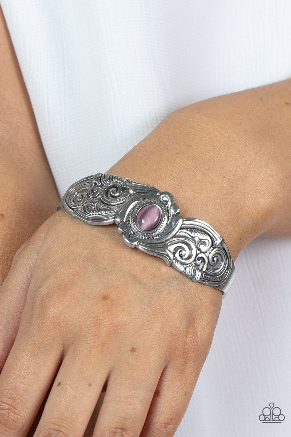 Paparazzi Glowing Enchantment Purple Cuff Bracelet - P9WH-PRXX-258XX