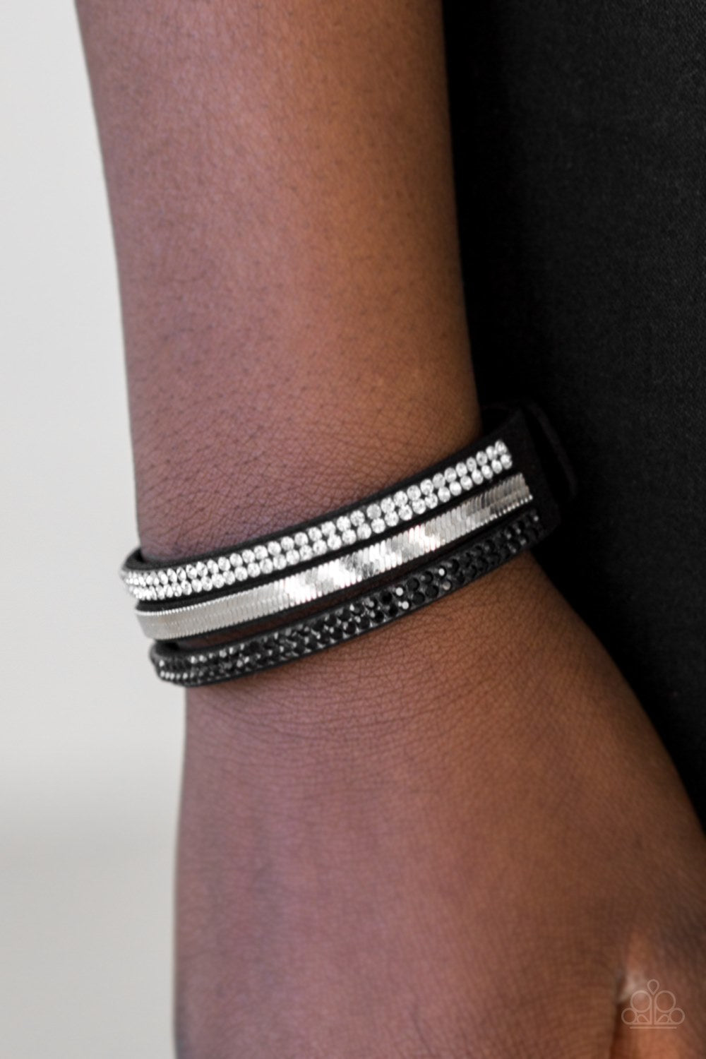 Paparazzi I Mean Business Black Single Wrap Snap Bracelet - P9DI-URBK-135XX
