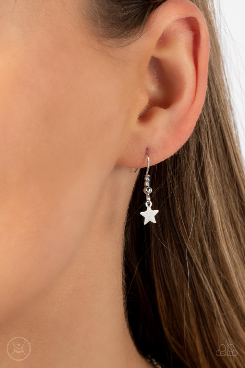 Paparazzi Little Lady Liberty White Choker Necklace - P2CH-WTXX-055XX