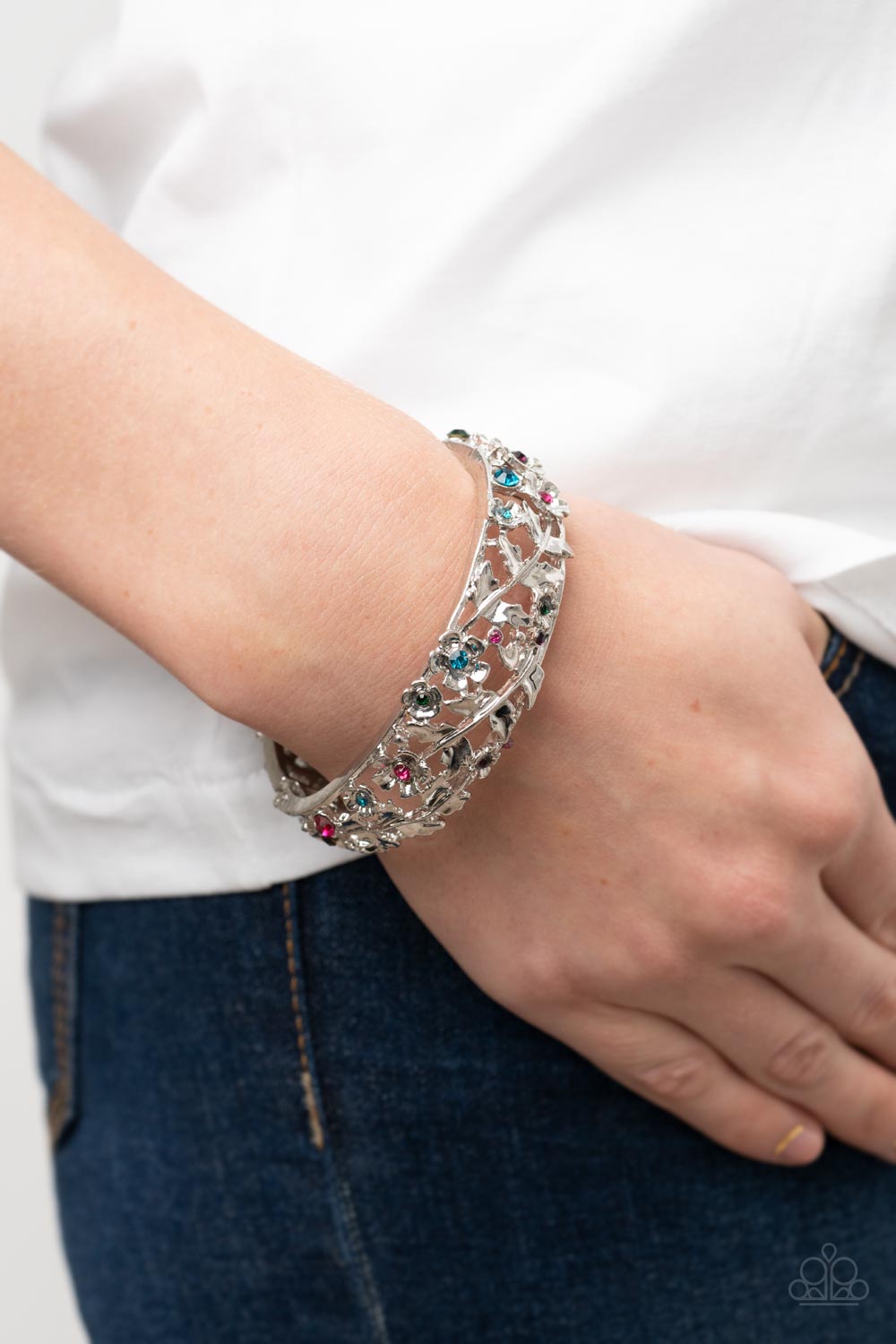 Paparazzi Ripe For The Picking Multi Hinged Bangle Bracelet - P9RE-MTXX-089XX