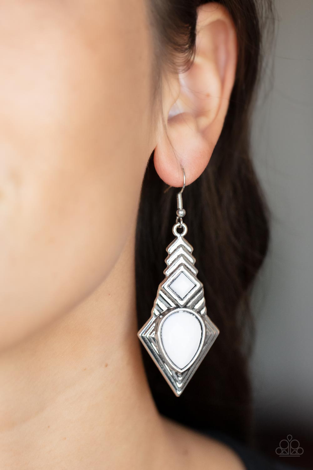 Paparazzi Stylishly Sonoran White Fishhook Earrings - P5SE-WTXX-177XX