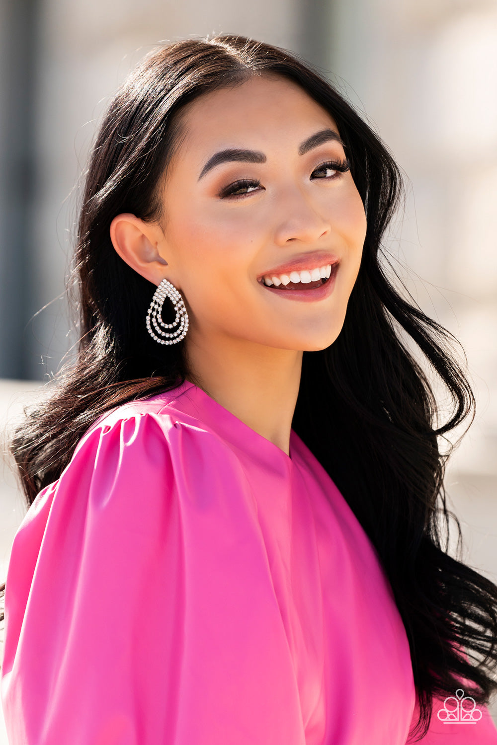 Paparazzi Take a POWER Stance White Post Earrings - P5PO-WTXX-333XX