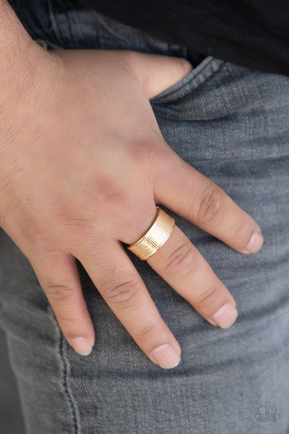 Paparazzi Uppercut Gold Men's Ring - P4MN-URGD-023XX