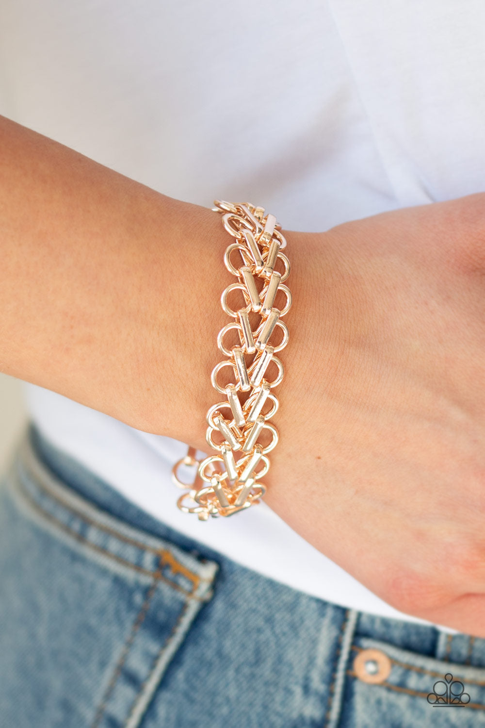 Paparazzi Atlanta Attitude Rose Gold Clasp Bracelet