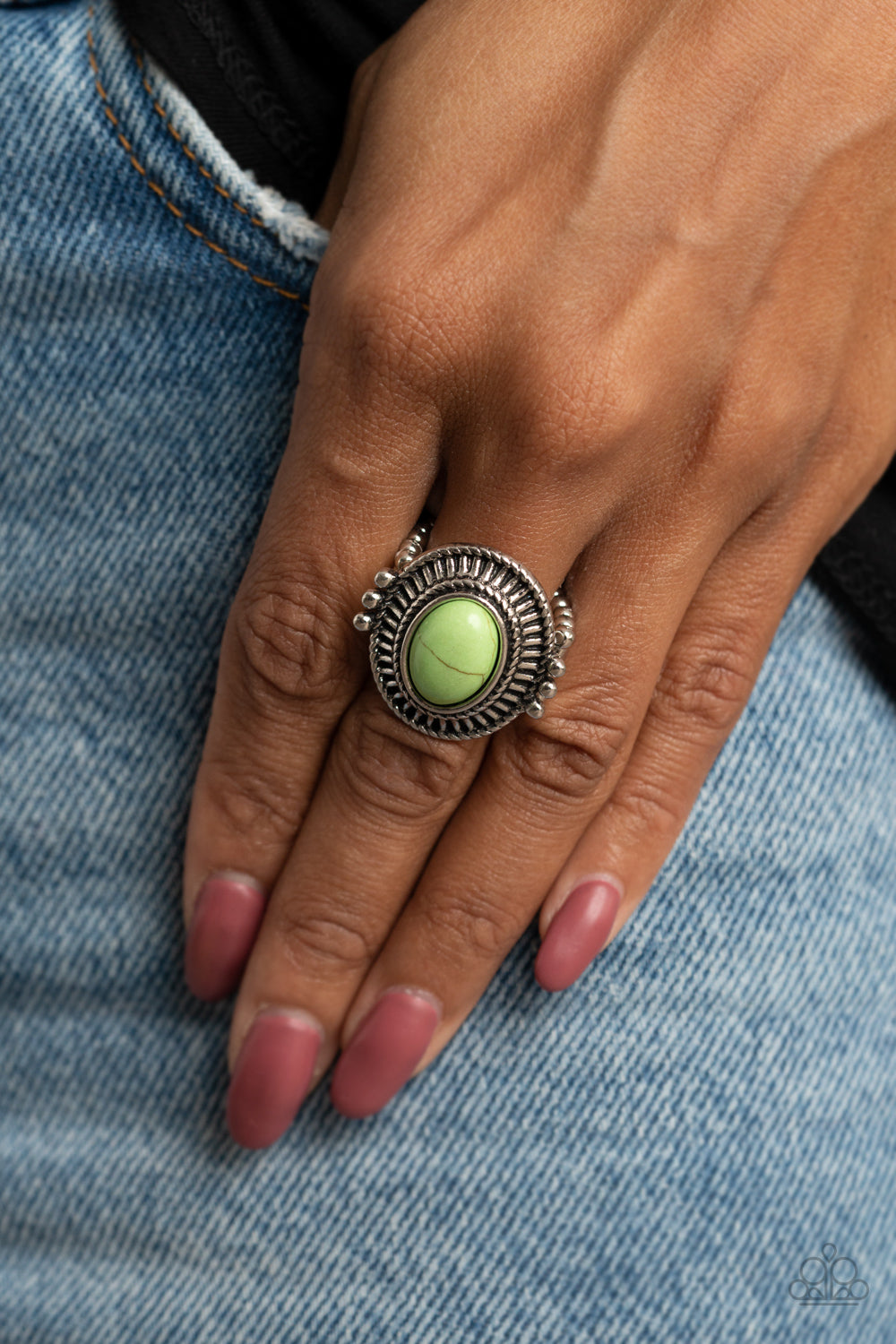 Paparazzi BADLANDS To The Bone Green Ring - P4SE-GRXX-109XX