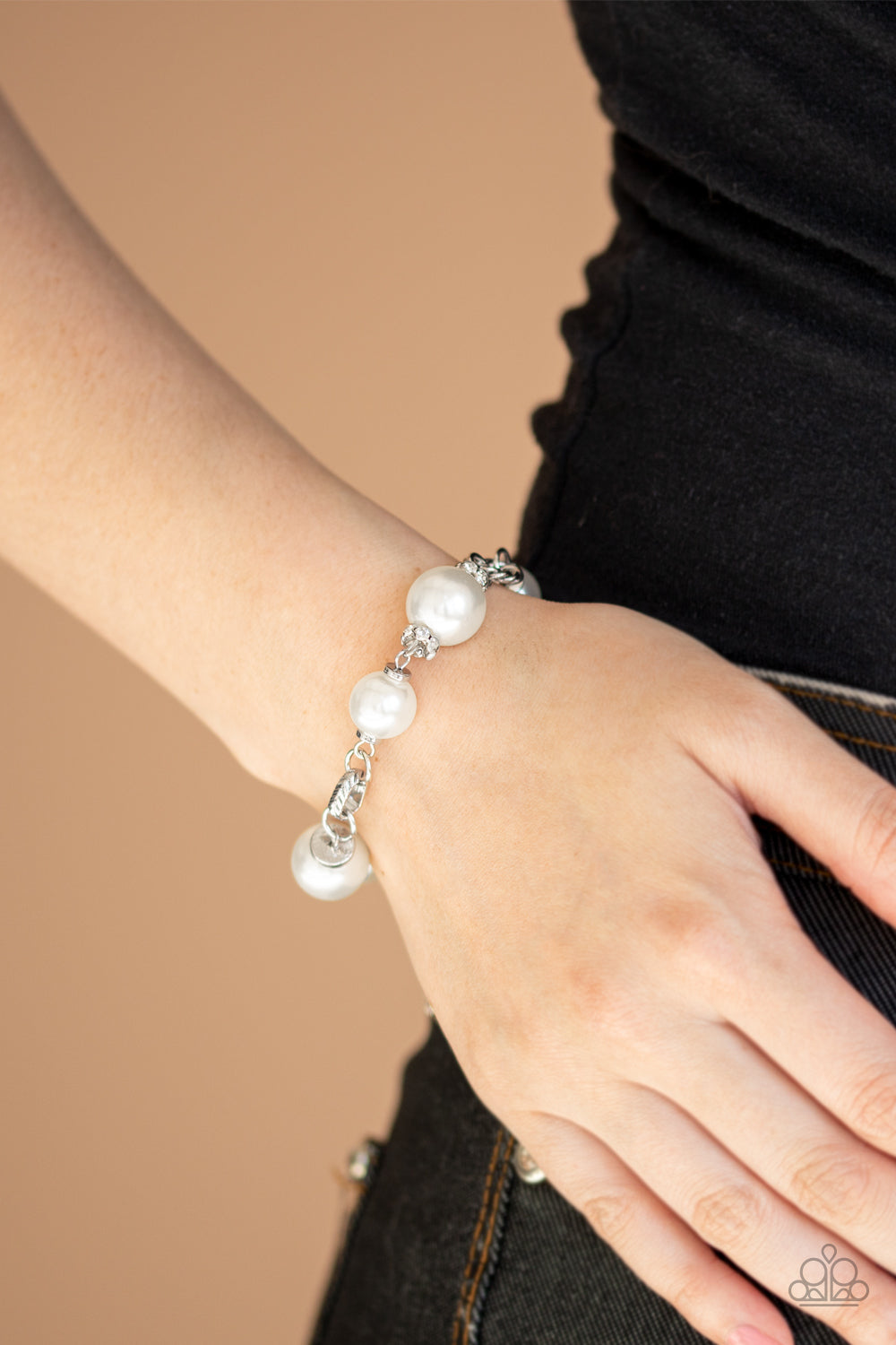 Paparazzi Boardroom Baller White Clasp Bracelet