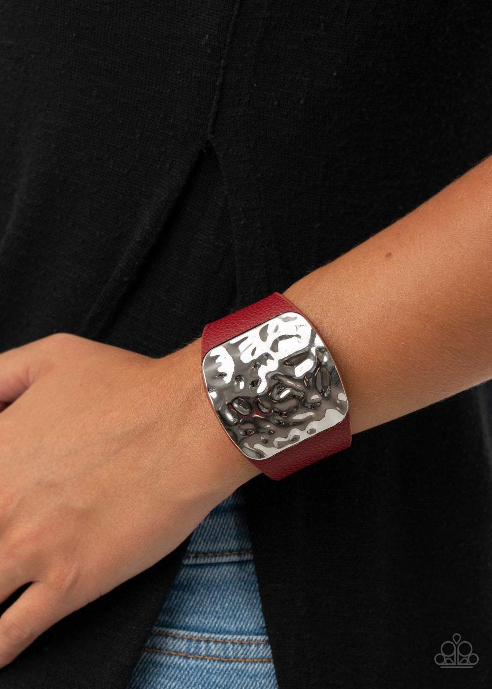 Paparazzi Brighten Up Red Single Wrap Snap Bracelet