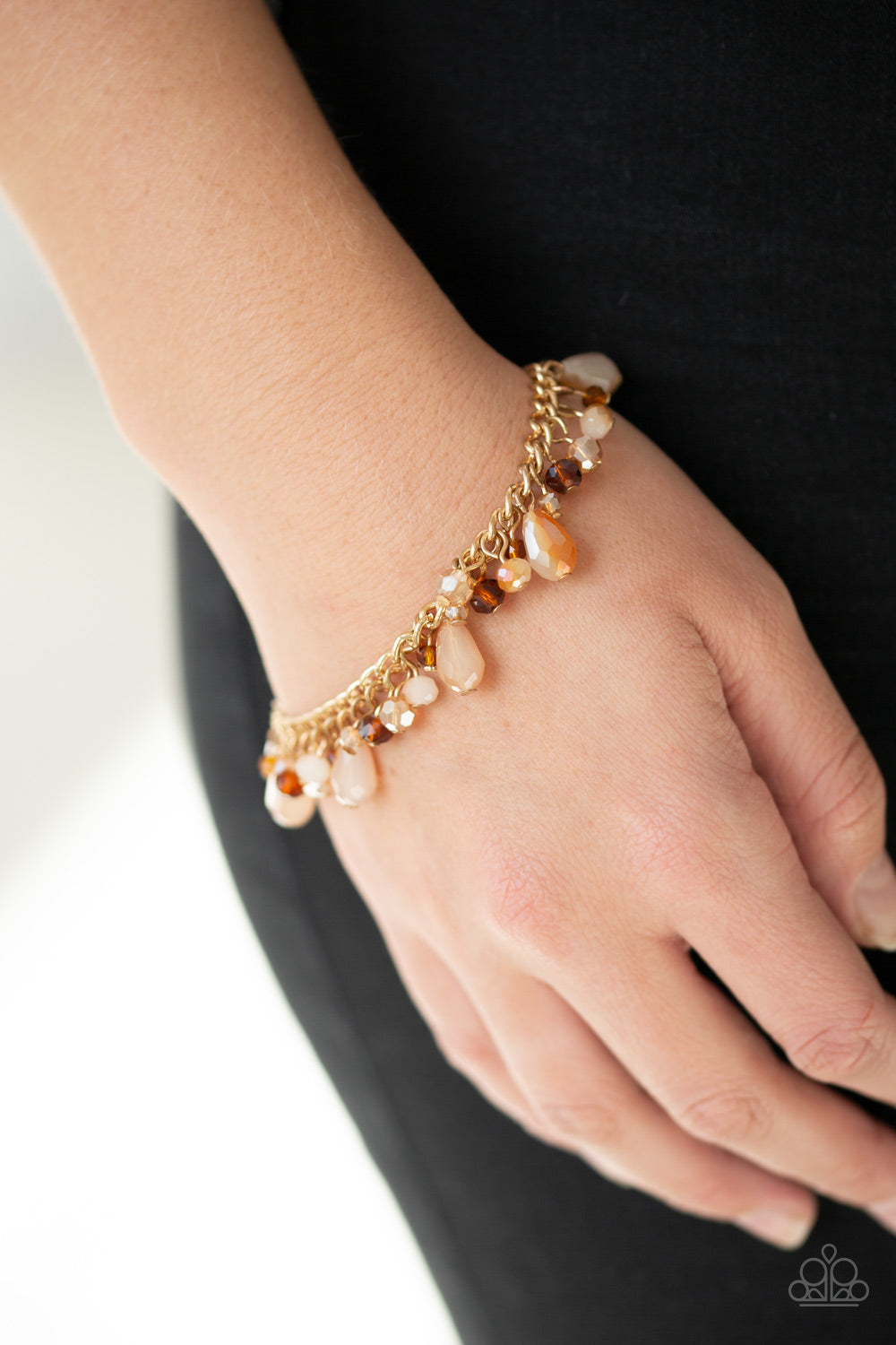 Paparazzi Catwalk Crawl Gold Clasp Bracelet
