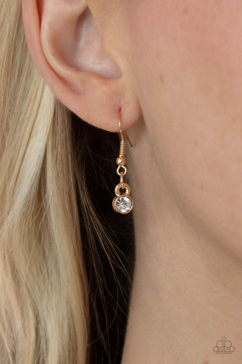 Paparazzi Deluxe Diadem Gold Short Necklace - P2DA-GDXX-238XX