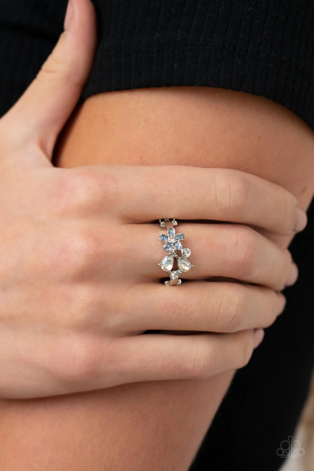 Paparazzi Enchanting Efflorescence Blue Ring - P4DA-BLXX-086XX