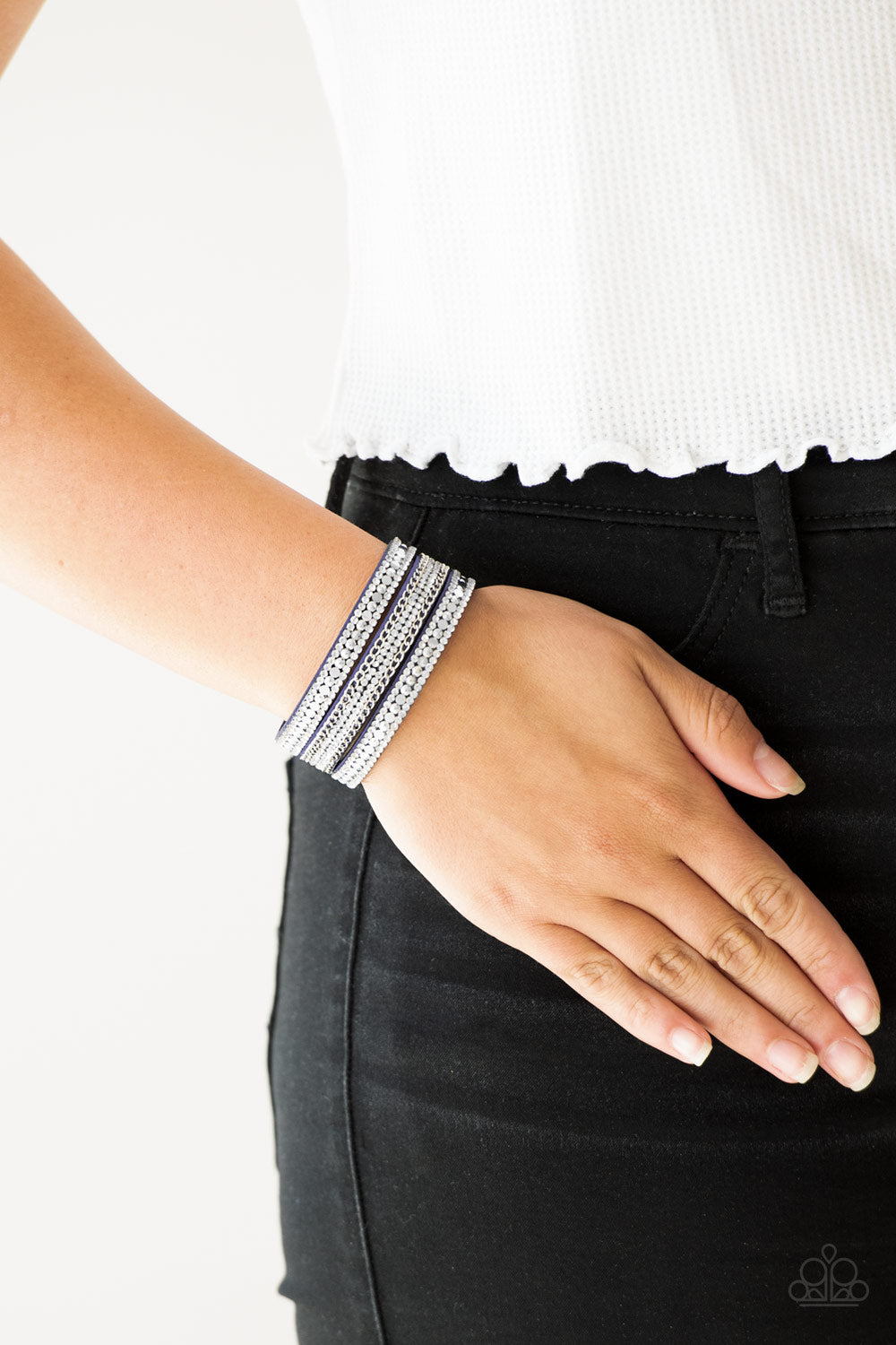 Paparazzi Fashion Fanatic Blue Single Wrap Snap Bracelet - P9DI-URBL-068XX