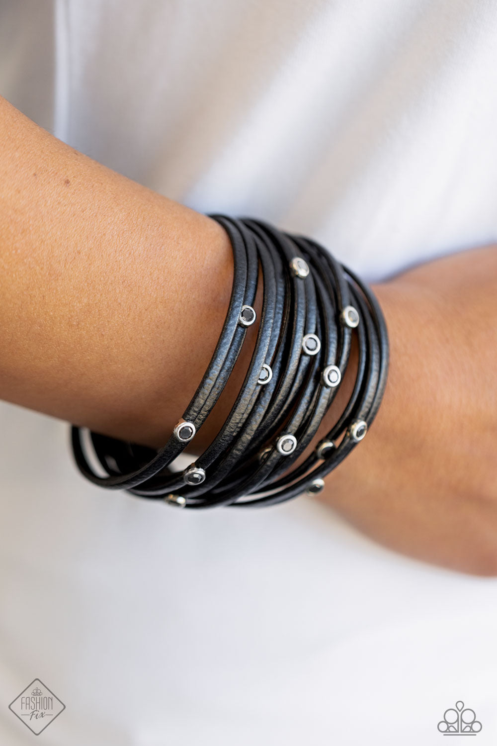 Paparazzi Fearlessly Layered Black Magnet Bracelet - Fashion Fix Magnificent Musings December 2020