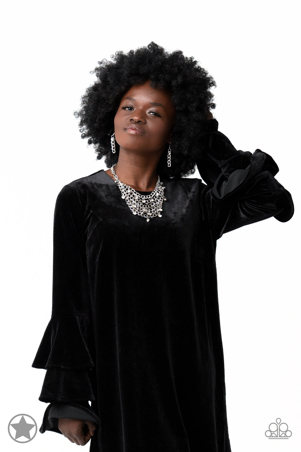 Paparazzi Fishing For Compliments Silver Short Blockbuster Necklace