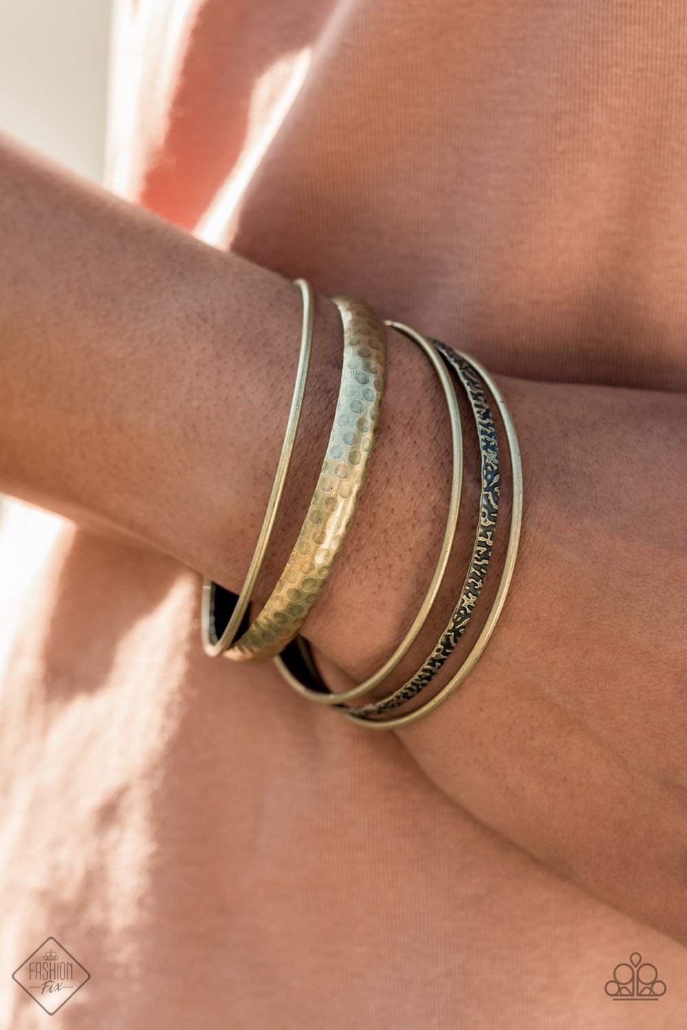 Paparazzi Get Into Gear Brass Banle Bracelet - Fashion Fix Sunset Sightings January 2021