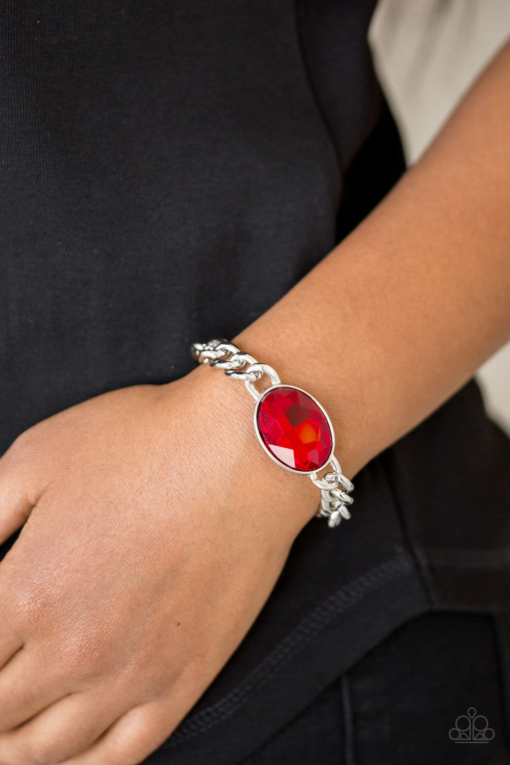 Paparazzi Luxury Lush Red Clasp Bracelet