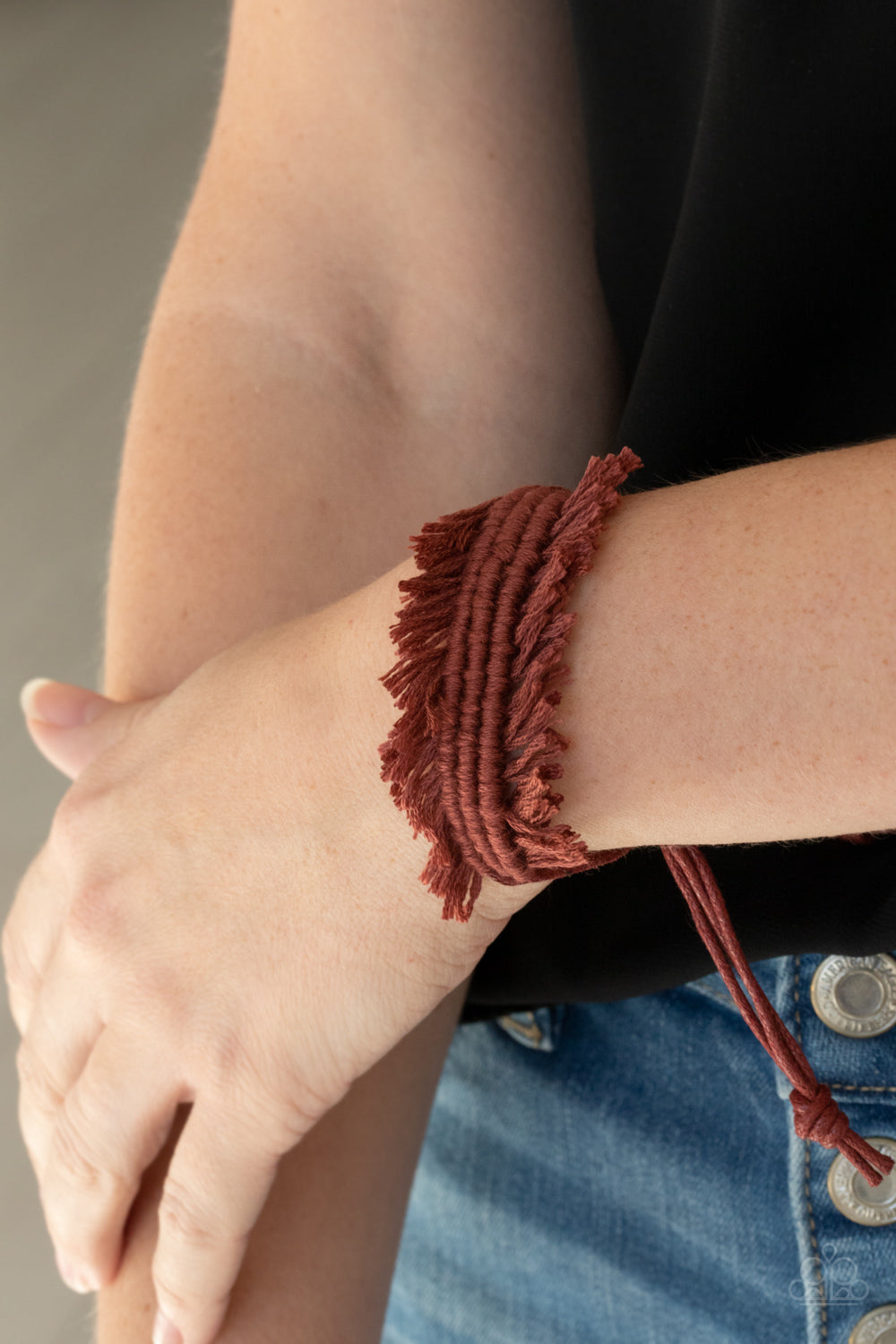 Paparazzi Make Yourself At HOMESPUN Brown Sliding Knot Bracelet