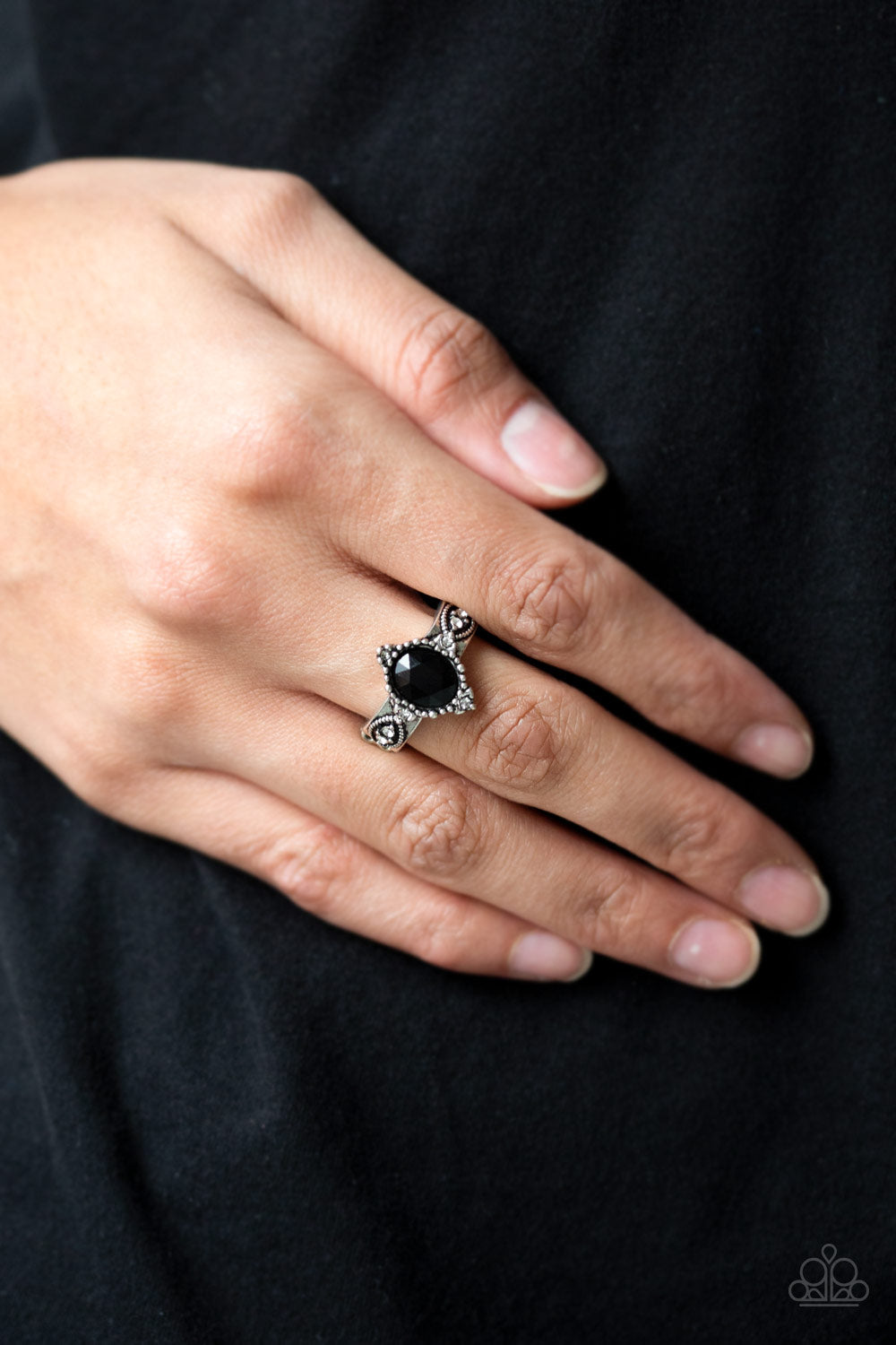Paparazzi Pricelessly Princess Black Ring