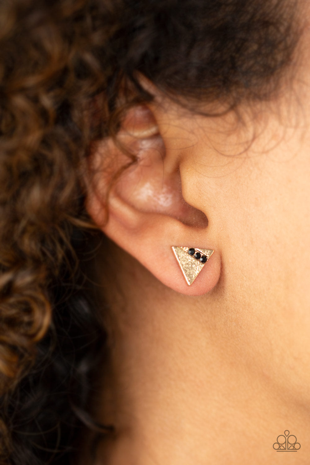 Paparazzi Pyramid Paradise Black Post Earrings