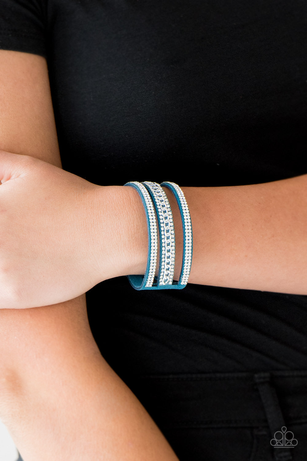 Paparazzi Rollin' In Rhinestones Blue Single Wrap Snap Bracelet