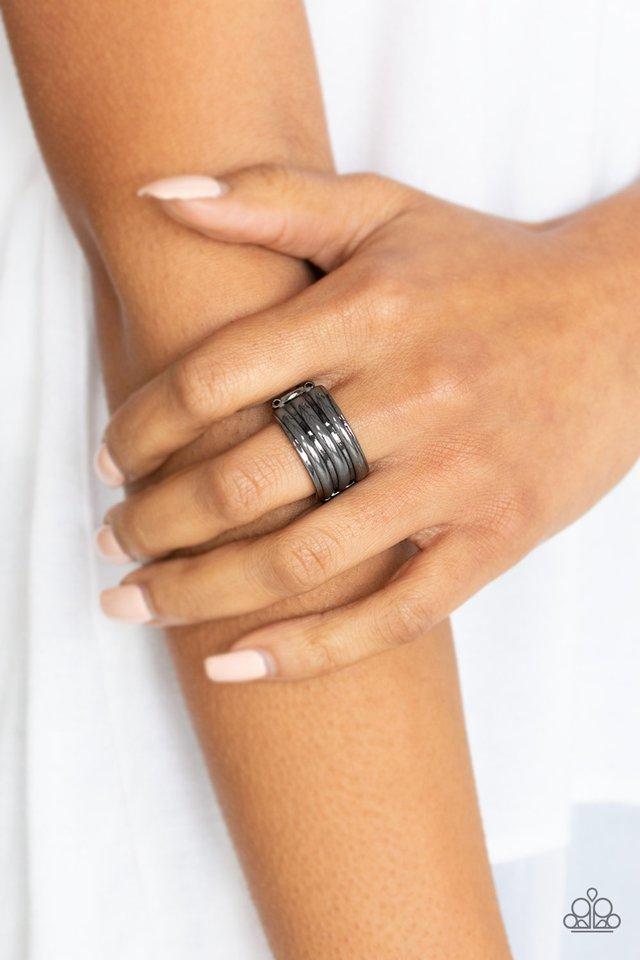 Paparazzi Rough Around The Edges Black Ring
