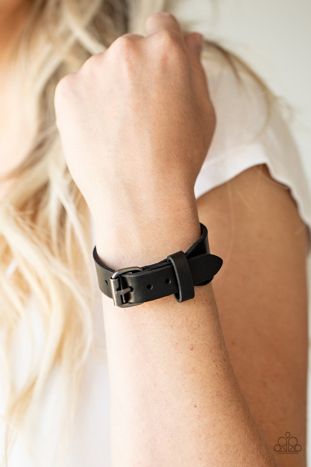 Paparazzi Tougher Than Leather Black Single Wrap Snap Bracelet