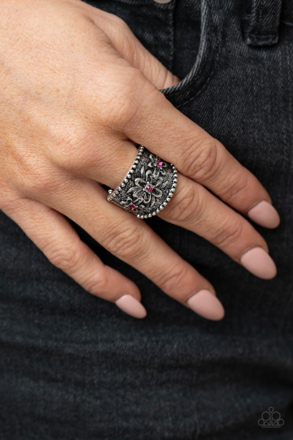 Paparazzi Tropical Nights Pink Ring