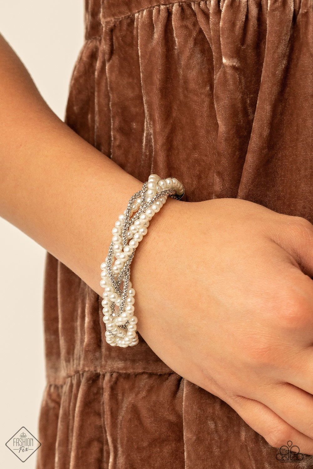 Paparazzi Vintage Variation White Clasp Bracelet - Fashion Fix Fiercely 5th Avenue March 2021