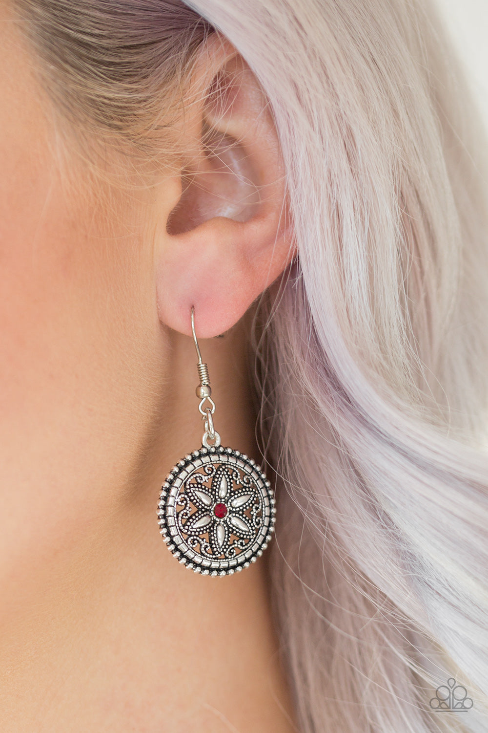 Paparazzi Written In The STAR LILIES Red Short Necklace