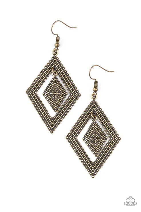 Paparazzi Dusky Dunes Brass Fishhook Earrings - P5TR-BRXX-085XX