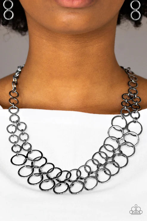 Paparazzi Metro Maven Black Short Necklace - P2IN-BKXX-144XX