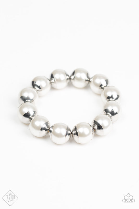 Paparazzi One Woman Show-STOPPER White Stretch Bracelet - Fashion Fix Fiercely 5th Avenue March 2019 - P9RE-WTXX-292LV