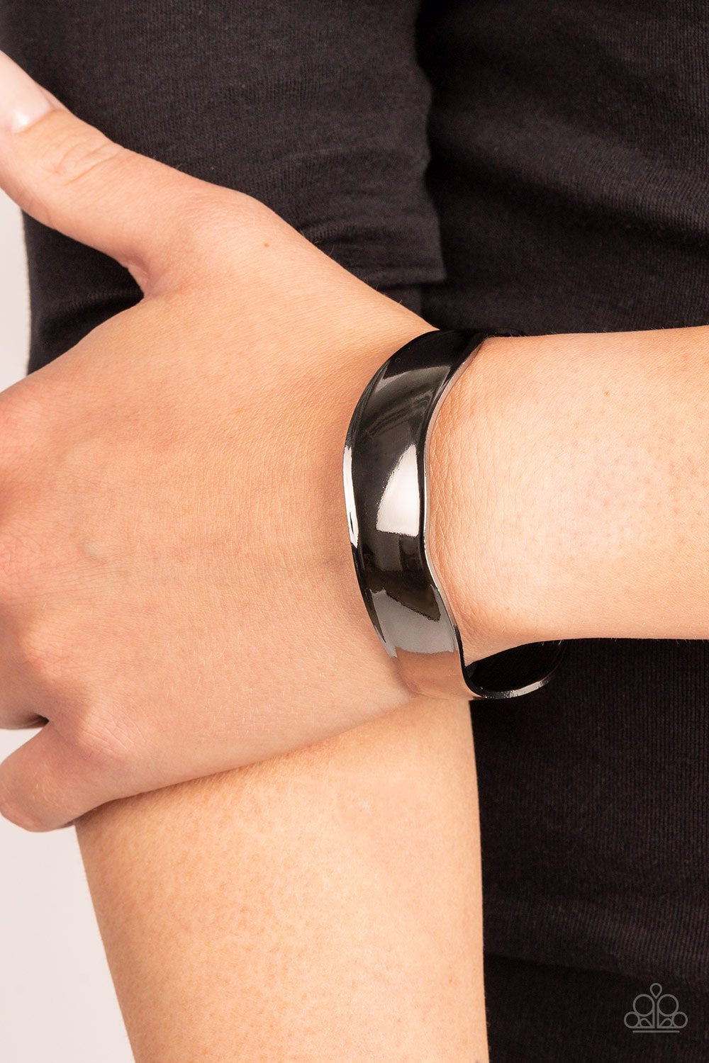 Paparazzi Wayward Waves Black Cuff Bracelet - P9ED-BKXX-115XX