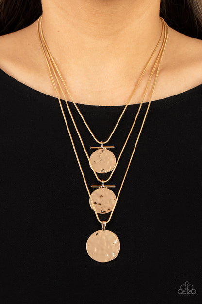 Paparazzi Dizzying Discs Gold Short Necklace - P2SE-GDXX-122XX