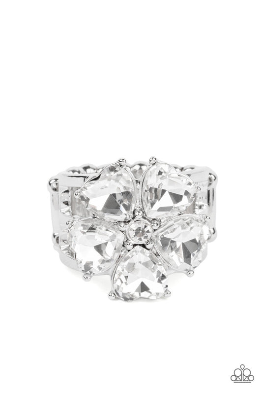 Paparazzi Minnesota Magic White Ring - P4RE-WTXX-502XX