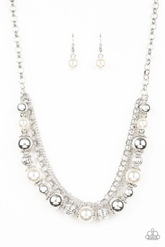 Paparazzi 5th Avenue Romance White Short Necklace