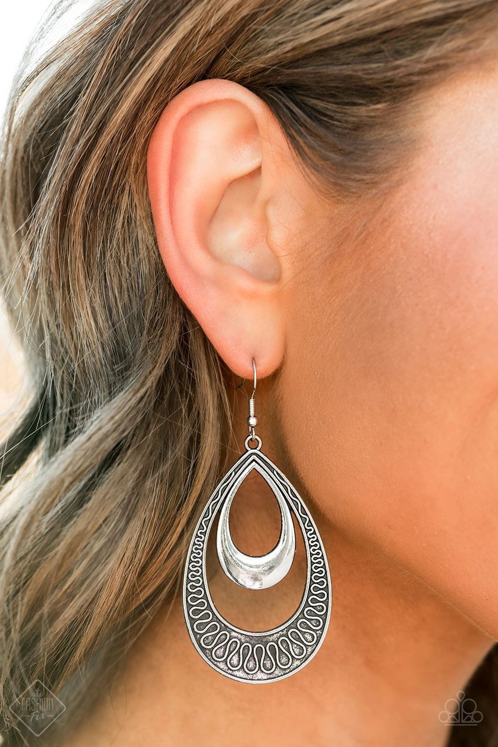 Paparazzi&nbsp;Sahara Sublime Silver Fishhook Earrings&nbsp;- Fashion Fix Simply Santa Fe December 2019