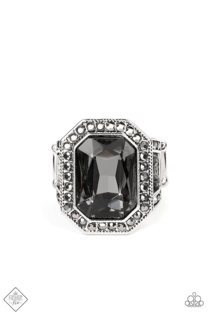 Paparazzi A Royal Welcome Silver Ring – Fashion Fix Magnificent Musings August 2022