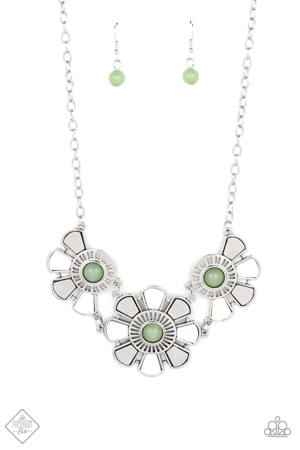 Paparazzi Aquatic Garden Green Short Necklace - Fashion Fix Glimpses of Malibu March 2022 - P2ST-GRXX-113IC