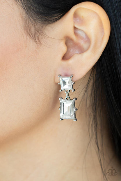 Paparazzi Cosmic Queen White Post Earrings - P5PO-WTXX-286XX