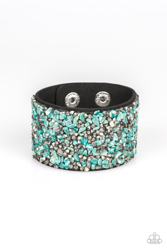 Paparazzi Crush Rush Green Single Wrap Snap Bracelet - P9DI-URGR-053XX