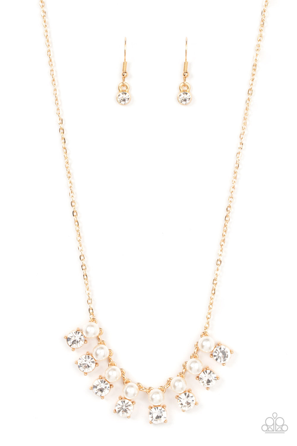 Paparazzi Dashingly Duchess Gold Short Necklace - P2RE-GDXX-399XX