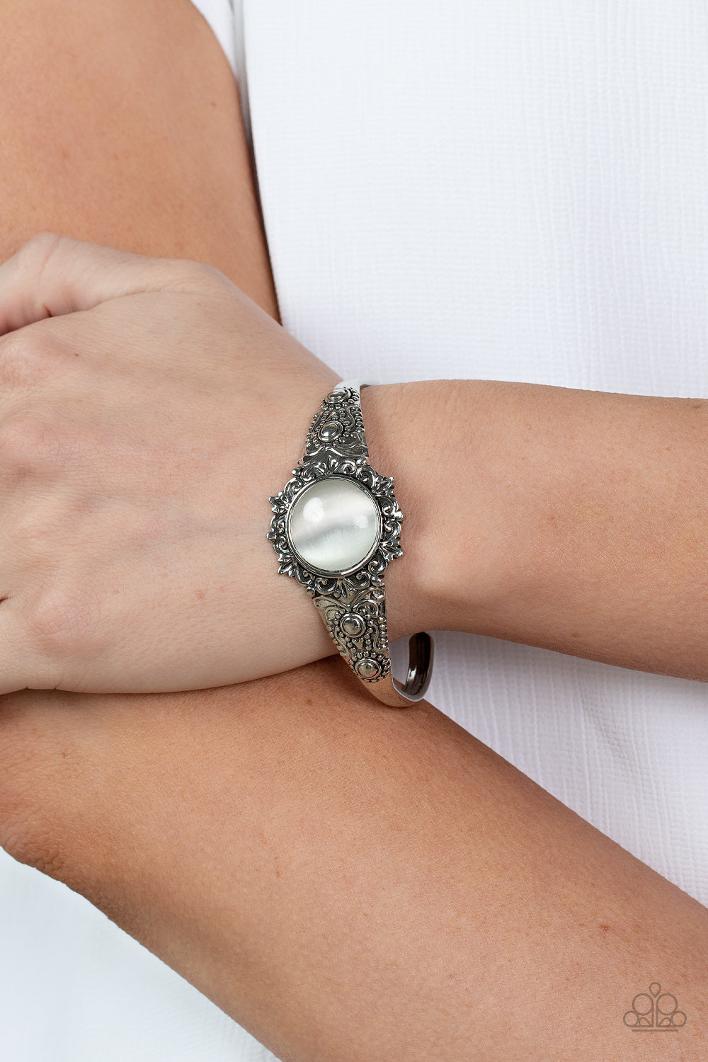 Paparazzi Extravagantly Enchanting White Cuff Bracelet - P9RE-WTXX-169XX